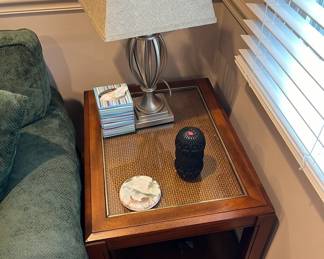 END TABLE AND LAMP