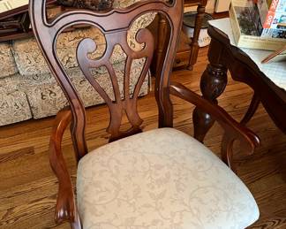 DINING ROOM CHAIR