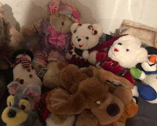 STUFFED ANIMALS