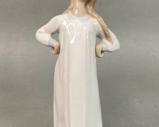 Lladro Girl With Hands Akimbo
