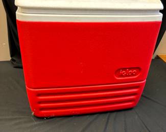 Igloo Cooler $ 10.00