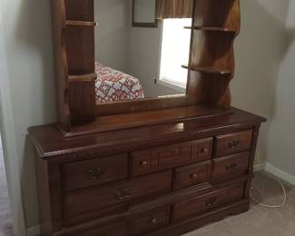 Dresser with mirror matches full bed
