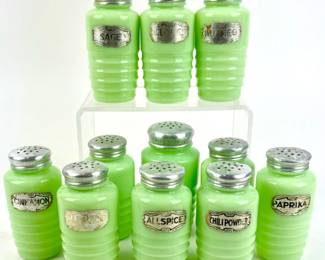 #76 • Collection of Jadeite Ribbed Spice Shakers
WWW.LUX.BID