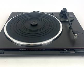 #343 • Technics DC Servo Automatic Turntable System (SL-BD24U)
WWW.LUX.BID