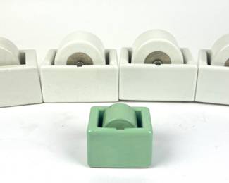 #55 • Vintage Porcelain Sengbusch and Avon Ideal Moisteners (5)
WWW.LUX.BID