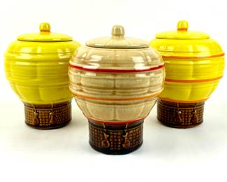 #74 • Three McCoy Hot Air Balloon Cookie Jars
WWW.LUX.BID