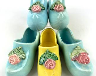 #156 • Set of 5 McCoy Dutch Clog Rose Planters
WWW.LUX.BID