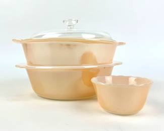 #86 • Fire King Peach Lusterware Ovenware Set
WWW.LUX.BID
