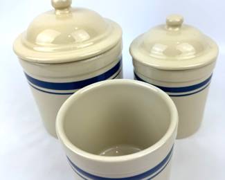 #18 • Friendship Pottery Roseville Blue Stripe Canister Collection - 3 Pieces
WWW.LUX.BID