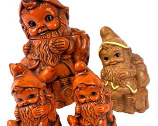 #293 • Twin Winton Gnome / Elf Cookie Jar and Salt & Pepper Shakers
WWW.LUX.BID