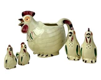 #265 • Shawnee 1940's Rooster Pitcher & Matching Salt & Pepper Shakers
WWW.LUX.BID