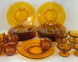 #192 • Indiana Glass King’s Crown Amber Snack-sets, Tea Cups and Sherbet Bowls
WWW.LUX.BID