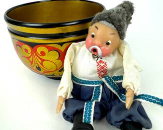 #344 • Russian Treasures - Gogol Dancing Doll & Lacquer Bowl
WWW.LUX.BID