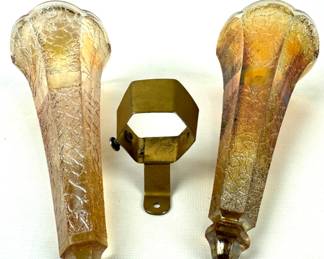 #107 • 2 Antique Car Bud Vases in Marigold Carnival Glass
WWW.LUX.BID