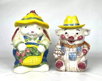 #93 • Treasure Craft Farmer Bunny and Pig Cookie Jars
WWW.LUX.BID