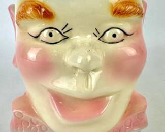 #151 • Rare Pinky Lee Clown Cookie Jar
WWW.LUX.BID