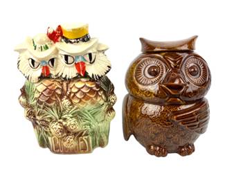 #298 • McCoy Pottery Owl Cookie Jars #179 & #204
WWW.LUX.BID