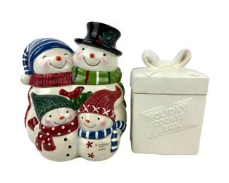 #309 • St. Nicholas Square Chill Out & Holiday Cookie Box (Japan)
WWW.LUX.BID