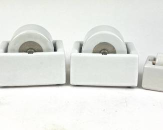 #64 • Vintage Porcelain Sengbusch And La Belle Ideal Moisteners (4)
WWW.LUX.BID