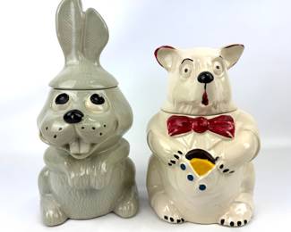 #21 • Hocus Pocus Rabbit (211) & McCoy Bowtie Bear Cookie Jars
WWW.LUX.BID