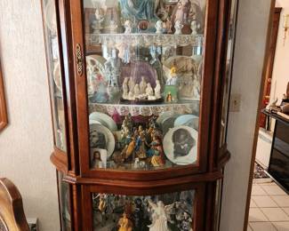 Talll Traditional China/Display Cabinet