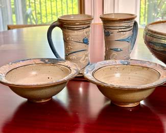 David Morgan Studio Pottery (29 Pieces in All)