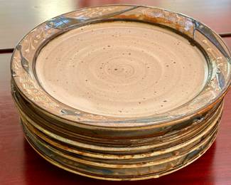 David Morgan Studio Pottery (29 Pieces in All)