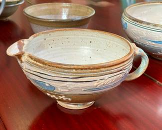 David Morgan Studio Pottery (29 Pieces in All)
