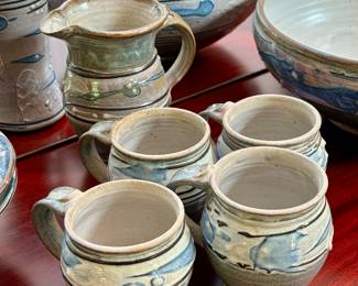 David Morgan Studio Pottery (29 Pieces in All)