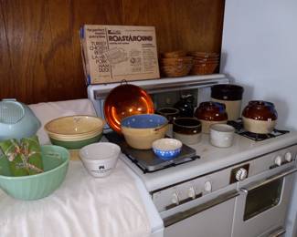 50's stove, crocks