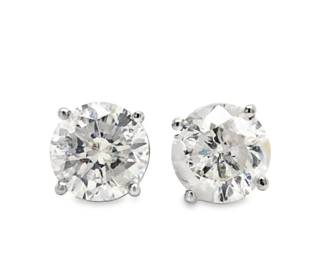 	White Gold Diamond Stud Earrings