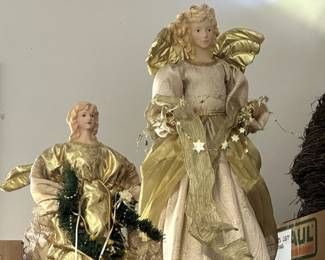 24" and 30" Christmas tree toppers or stand alone decor.