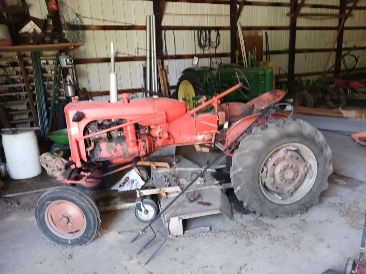 Allis Chalmers Tractor