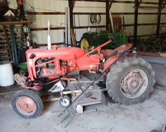 Allis Chalmers Tractor