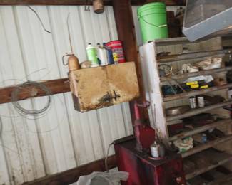 Oil cans