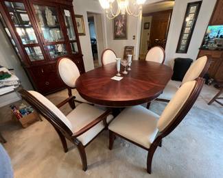 Matching Dining Room Table with 6 Chairs 