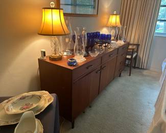 All the blue glasses are sold.