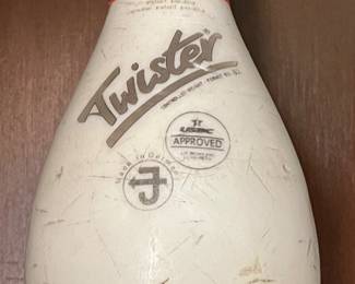 Twister Bowling Pin