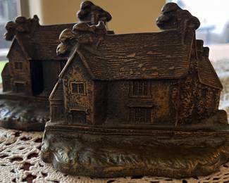 Sungrave Manor George Washington's Ancestral Home Cast Iron Bookends