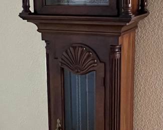 Vintage Howard Miller Grandfather Clock
