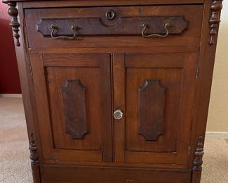 Morse Hanson Antique Washstand