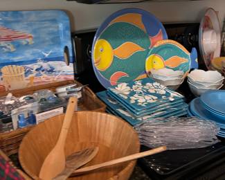 Serving bowls, beachy decor