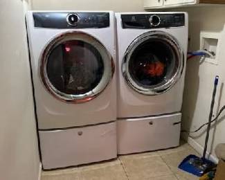 Electrolux front load washer & dryer