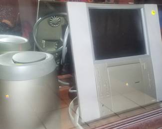 20th Anniversary MAC with BOSE speaker