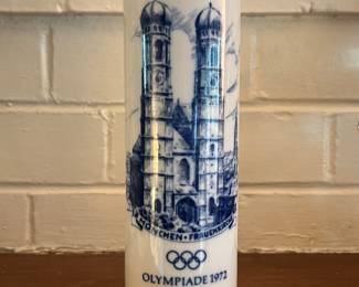 Vintage 1972 Olympics souvenir vase blue white  Olympiad Monchen Frauenkirche KPM Bavaria