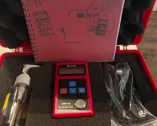 Starrett Ultrasonic Thickness Gage