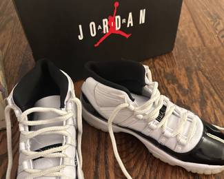  Air Jordan Retro GS boys size 6.5