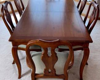  002 Ethan Allen Dining Room Set