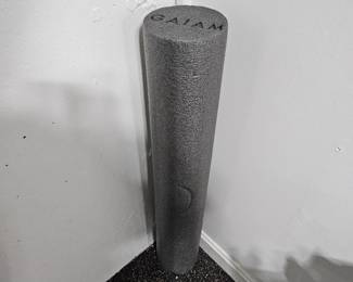 Gaiam foam roller 