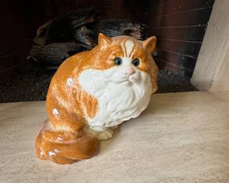 ceramic cat. 
